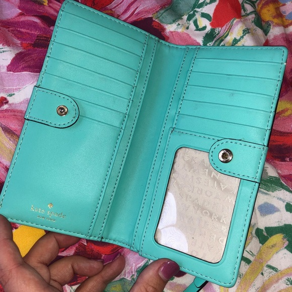 Kate Spade Wallet - Picture 3 of 3